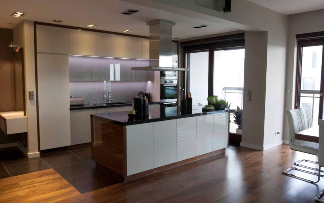 Kuchnia otwarta na salon Żoliborz